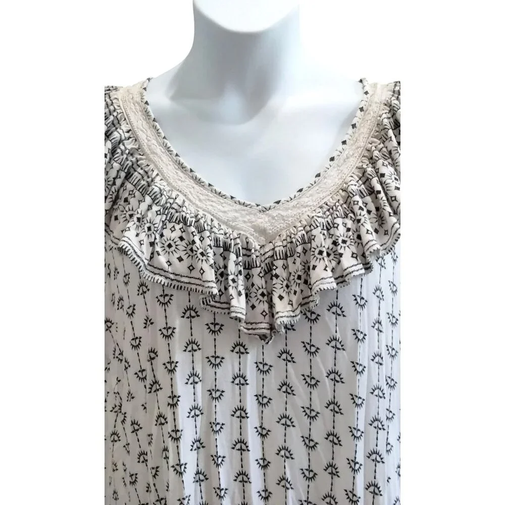 Faded Glory Size XL Sleeveless Ruffle V-Neck Top Black Floral Print Lace Detail - Picture 3 of 8